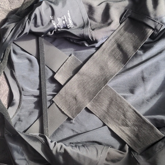 AlignMed Posture Vest (unisex) - Picture 4 of 4